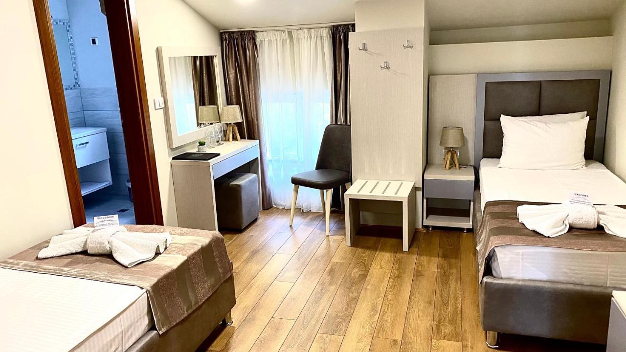 Hotel Olimpija Plus Herceg Novi Exterior foto